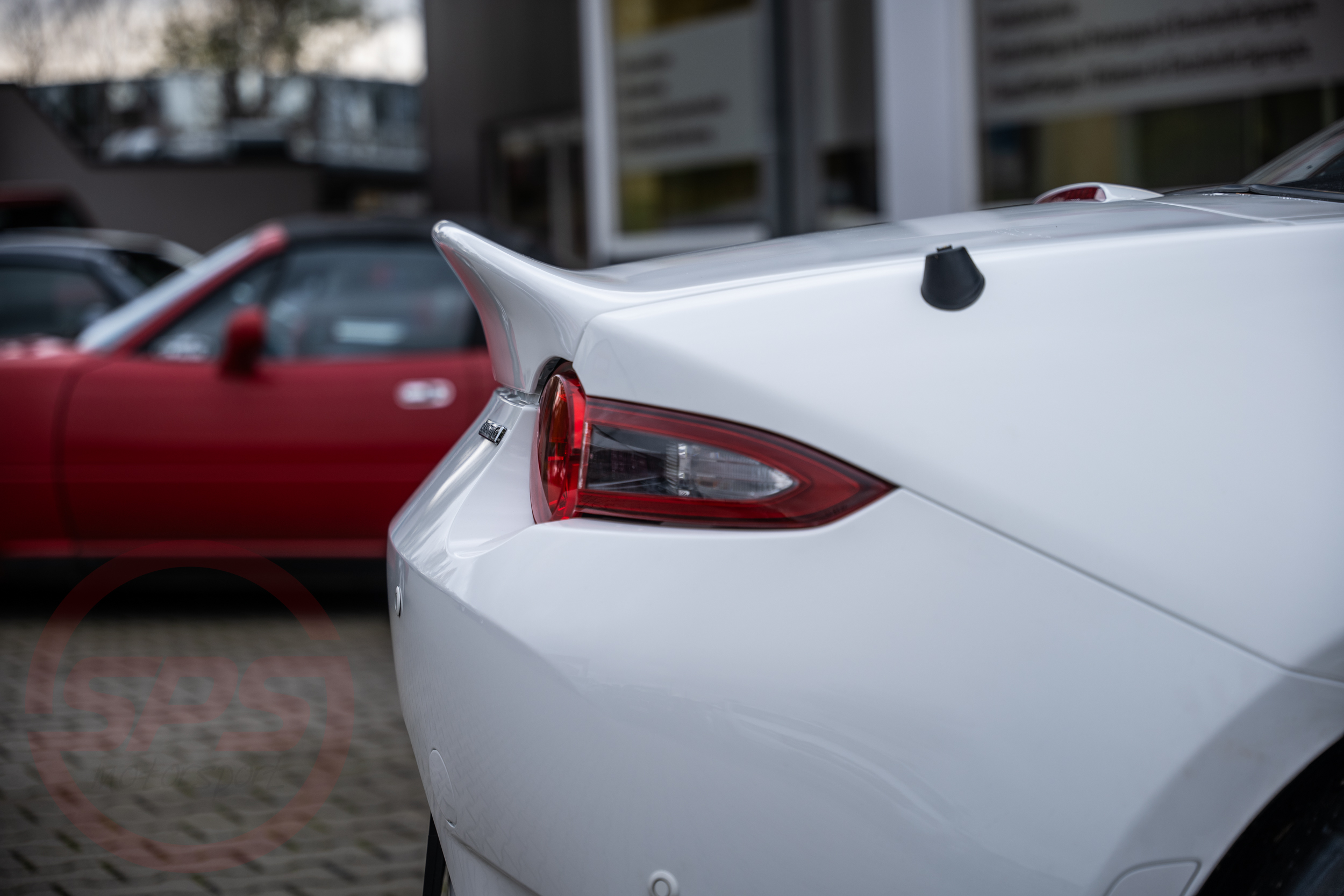 SPS Motorsport GFK Heckklappe mit integriertem Ducktail MX-5 ND/RF