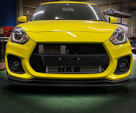 HKS Ladeluftkühler Suzuki Swift Sport RZ/AZ (2017-) 