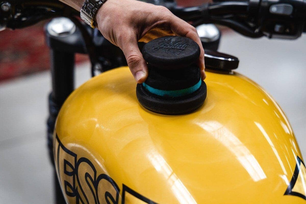 Essence Autowachs - Auto Finesse